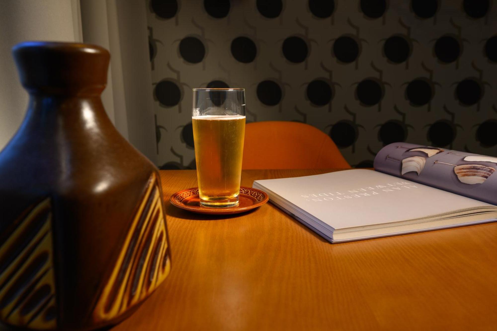 Ohtel Auckland Hotel Luaran gambar A glass of ginger beer